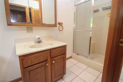 548 W 39th Street, Shadyside, OH 43947 - Photo 16