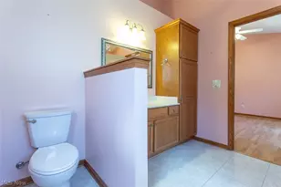 457 Harvest Ln, Green Hills, OH 44131 - Photo 24