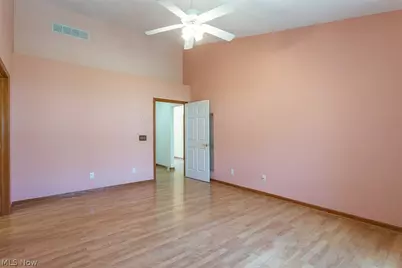 457 Harvest Lane, Green Hills, OH 44131 - Photo 20