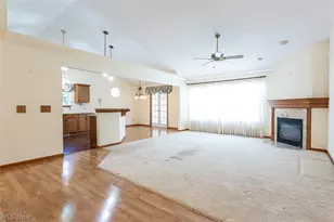 457 Harvest Ln, Green Hills, OH 44131 - Photo 4