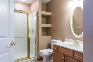 457 Harvest Ln, Green Hills, OH 44131 - Photo 34