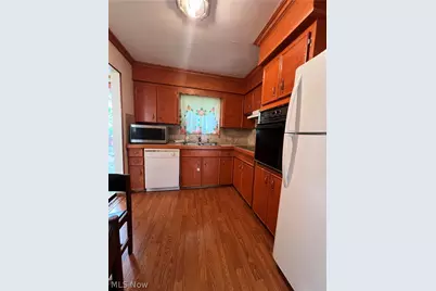 1559 Fairfax Road, Akron, OH 44313 - Photo 8