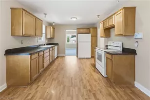 679 St Andrew's Ct, Akron, OH 44312 - Photo 18