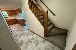 9724 Lafont Cir NE, Bolivar, OH 44612 - Photo 2