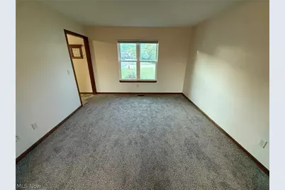 9724 Lafont Circle NE, Bolivar, OH 44612 - Photo 6