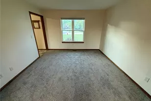 9724 Lafont Cir NE, Bolivar, OH 44612 - Photo 6