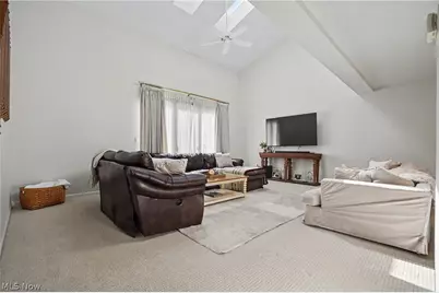 162 Lake Terrace Drive, Munroe Falls, OH 44262 - Photo 2