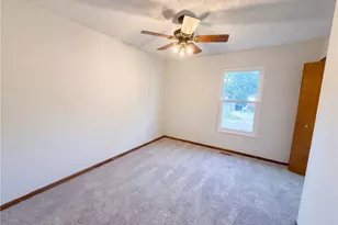 654 Diamond Cir, Ravenna, OH 44266 - Photo 4
