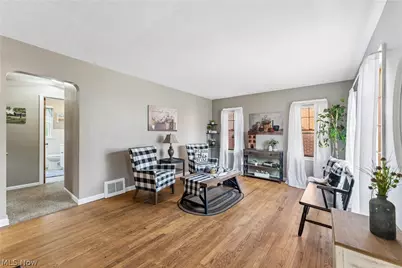 14519 Orchard Park Avenue, Loveland, OH 44111 - Photo 4