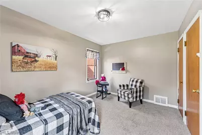 14519 Orchard Park Avenue, Loveland, OH 44111 - Photo 18