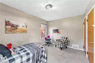 14519 Orchard Park Ave, Loveland, OH 44111 - Photo 18