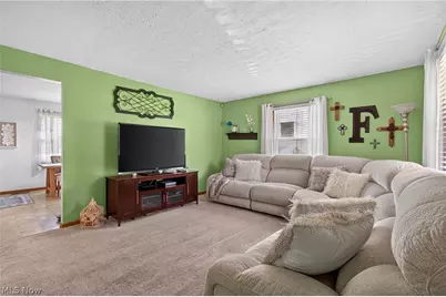 3014 Harmont Avenue NE, Canton, OH 44705 - Photo 4