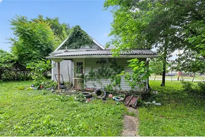 717 Baker Street, Zanesville, OH 43701 - Photo 10