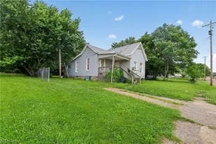 717 Baker St, Zanesville, OH 43701 - Photo 8