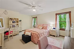 8851 Spring Valley Dr, Grandview Heights, OH 44147 - Photo 38