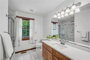 8851 Spring Valley Dr, Grandview Heights, OH 44147 - Photo 40