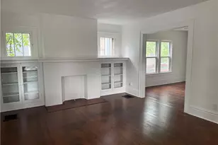 954 Pershing Rd, Zanesville, OH 43701 - Photo 4