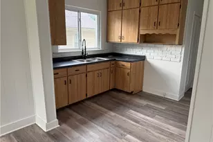 954 Pershing Rd, Zanesville, OH 43701 - Photo 10