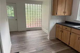 954 Pershing Rd, Zanesville, OH 43701 - Photo 8