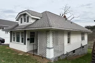 178 Rosslyn Blvd, Steubenville, OH 43952 - Photo 2