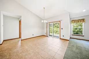 4956 Windsford Cir, North Ridgeville, OH 44039 - Photo 4