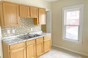 4309 E 128th St, Loveland, OH 44105 - Photo 2