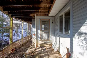 588 Forest Creek Dr, Wooster, OH 44691 - Photo 4