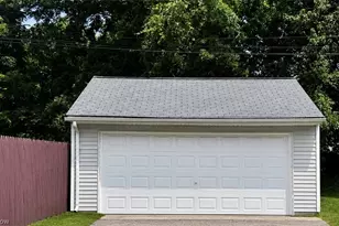 12905 Forest Ave, Loveland, OH 44120 - Photo 2