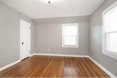 21901 Kennison Avenue, Euclid, OH 44123 - Photo 10
