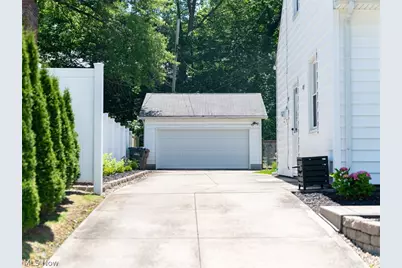 2268 Parkview Drive, Cuyahoga Falls, OH 44223 - Photo 28