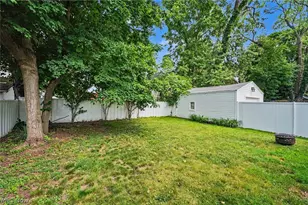 599 Melrose St, Akron, OH 44305 - Photo 28