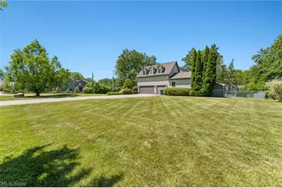 9393 Goodell Court, Mentor, OH 44060 - Photo 2