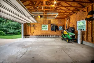 2748 Canton Rd, Uniontown, OH 44685 - Photo 16