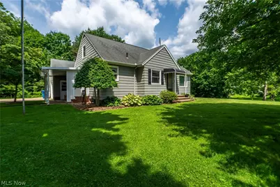 2748 Canton Road, Uniontown, OH 44685 - Photo 6