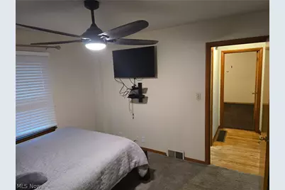 1853 Evergreen Avenue, Akron, OH 44301 - Photo 16