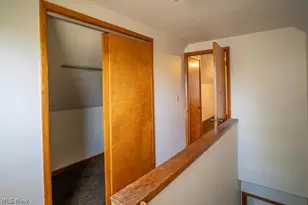 1853 Evergreen Ave, Akron, OH 44301 - Photo 18