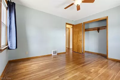 29783 Robert Street, Wickliffe, OH 44092 - Photo 14