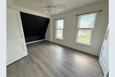 112 E Carolina Avenue, Sebring, OH 44672 - Photo 6