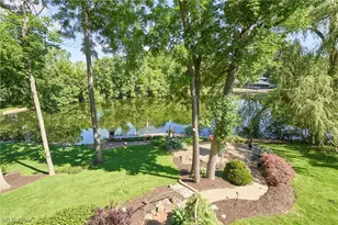 2793 Greenspire Cir, Akron, OH 44333 - Photo 2