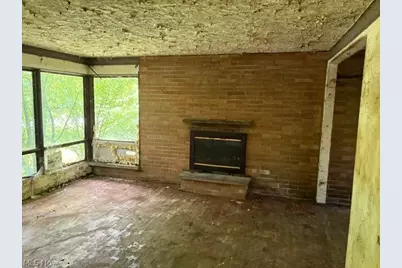 2033 Scenic Way, Akron, OH 44312 - Photo 4