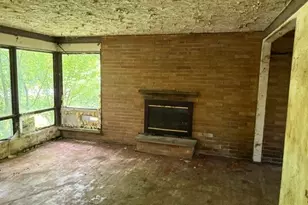 2033 Scenic Way, Akron, OH 44312 - Photo 4