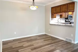 843 Arboretum Cir, Northfield, OH 44067 - Photo 8