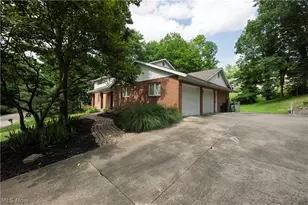 2300 Beechwood Dr NW, Dover, OH 44622 - Photo 4