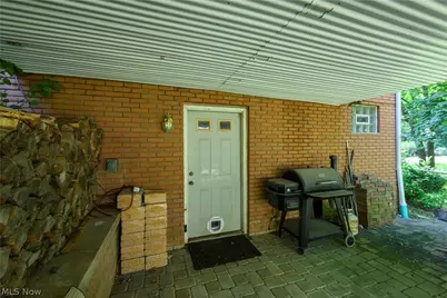 2300 Beechwood Drive NW, Dover, OH 44622 - Photo 14