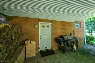2300 Beechwood Dr NW, Dover, OH 44622 - Photo 14