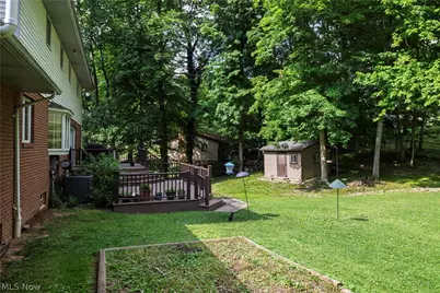 2300 Beechwood Drive NW, Dover, OH 44622 - Photo 12