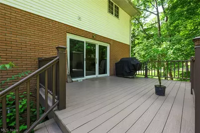 2300 Beechwood Drive NW, Dover, OH 44622 - Photo 8