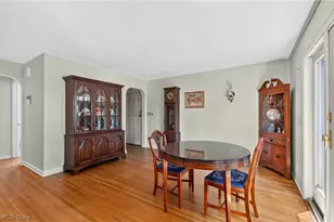 5630 N Island Dr NW, Canton, OH 44718 - Photo 10