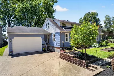 5630 N Island Drive NW, Canton, OH 44718 - Photo 2