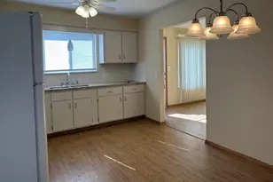 807 Albemarle Ave, Cuyahoga Falls, OH 44221 - Photo 4